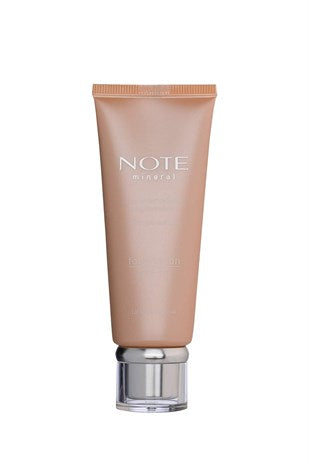 Note Mineral 402 Saten Bitişli SPF 15 Kapatıcı Fondöten
