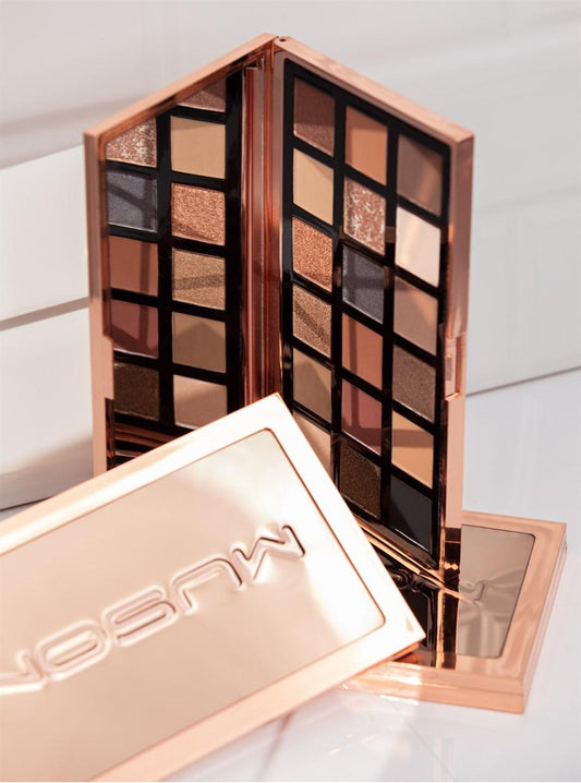 Muson Shimmery Brown Eyeshadow Palette